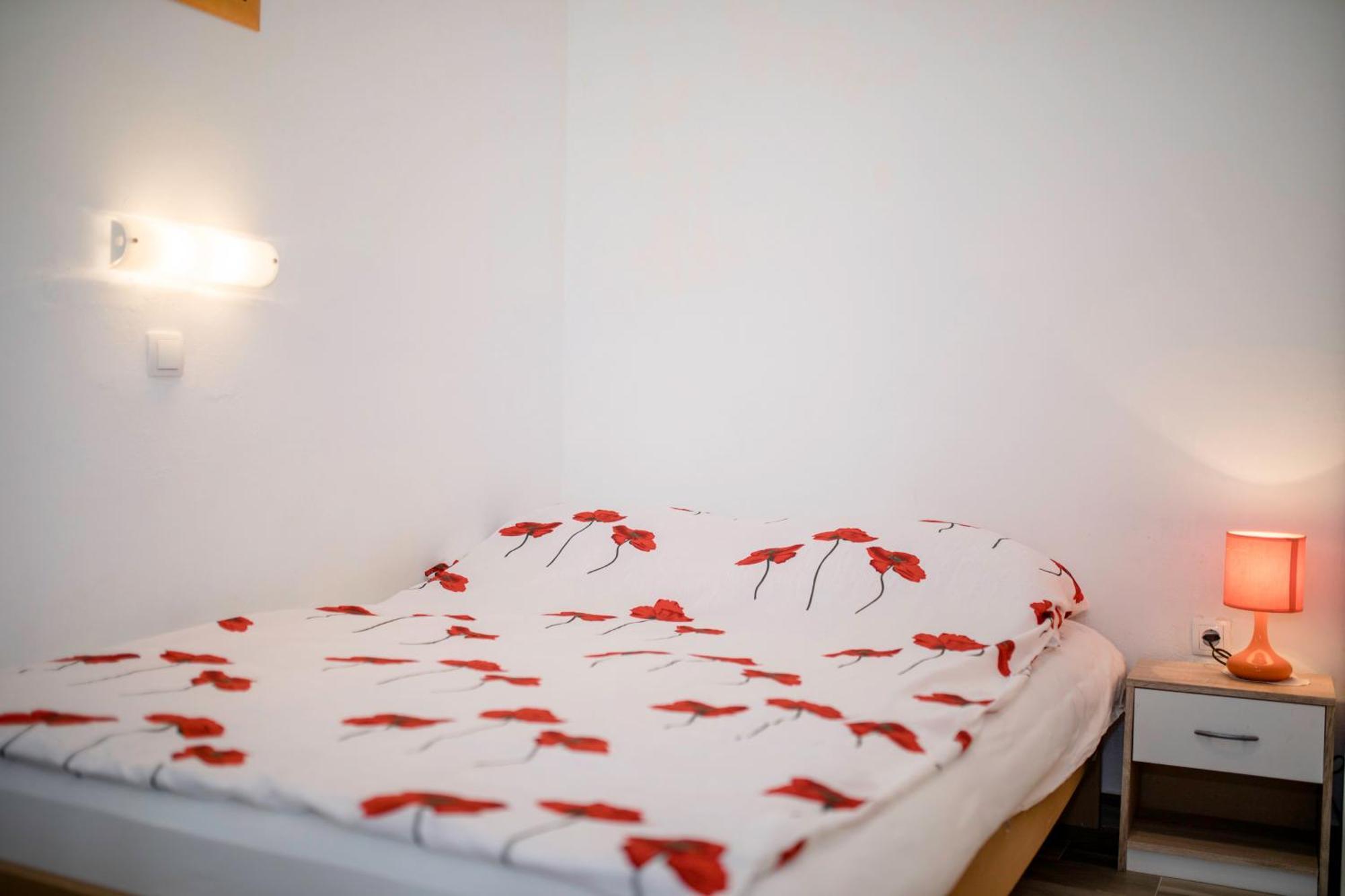 Kazo Apartment Раб Екстериор снимка