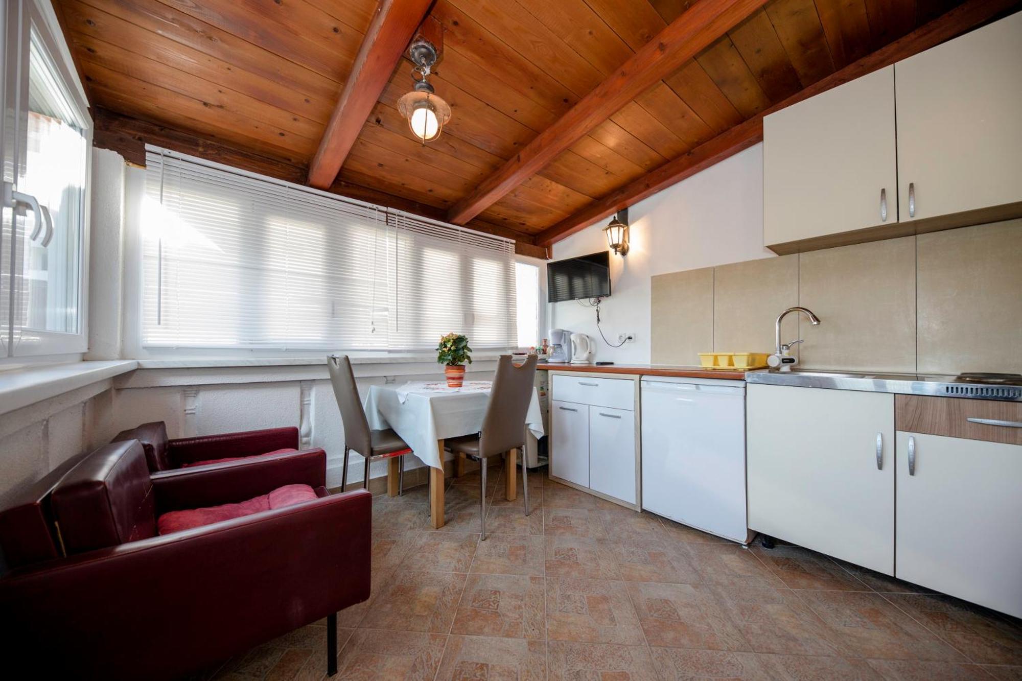 Kazo Apartment Раб Екстериор снимка